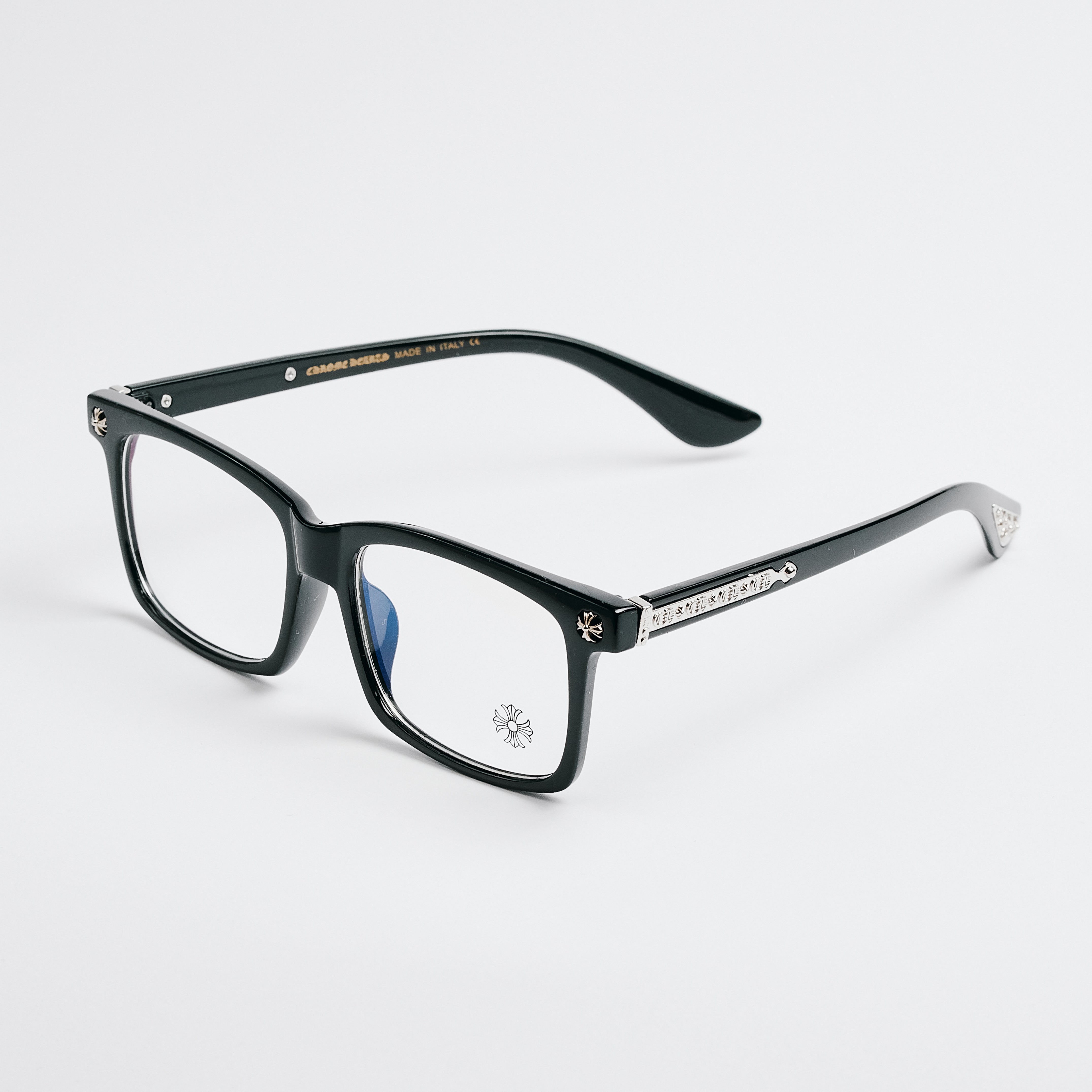 Noir Radiance Silver